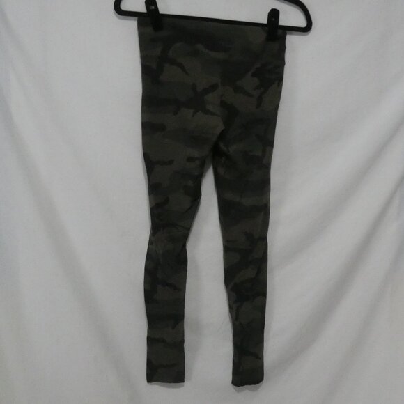 TNA | small | Camouflage Patterned Stylish Leggings | NWOT - Picture 2 of 16